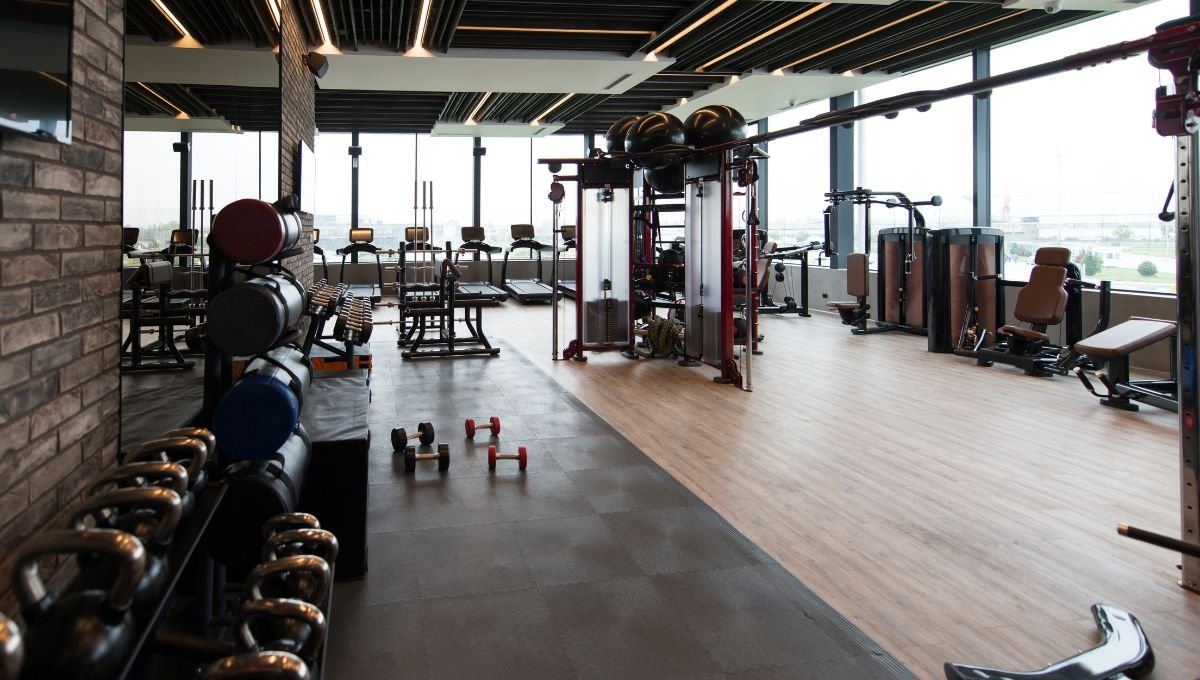 INDOOR GYM